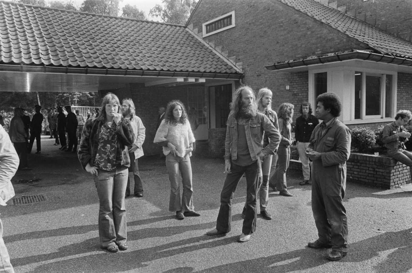 Op 3 juli 1974 werd het Lorentz paviljoen van Dennendal ontruimd